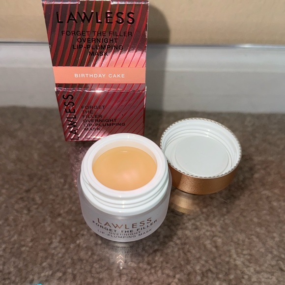 Lawless forget the fill overnight lip plumping mask birthday cake NEW IN BOX - Picture 2 of 2